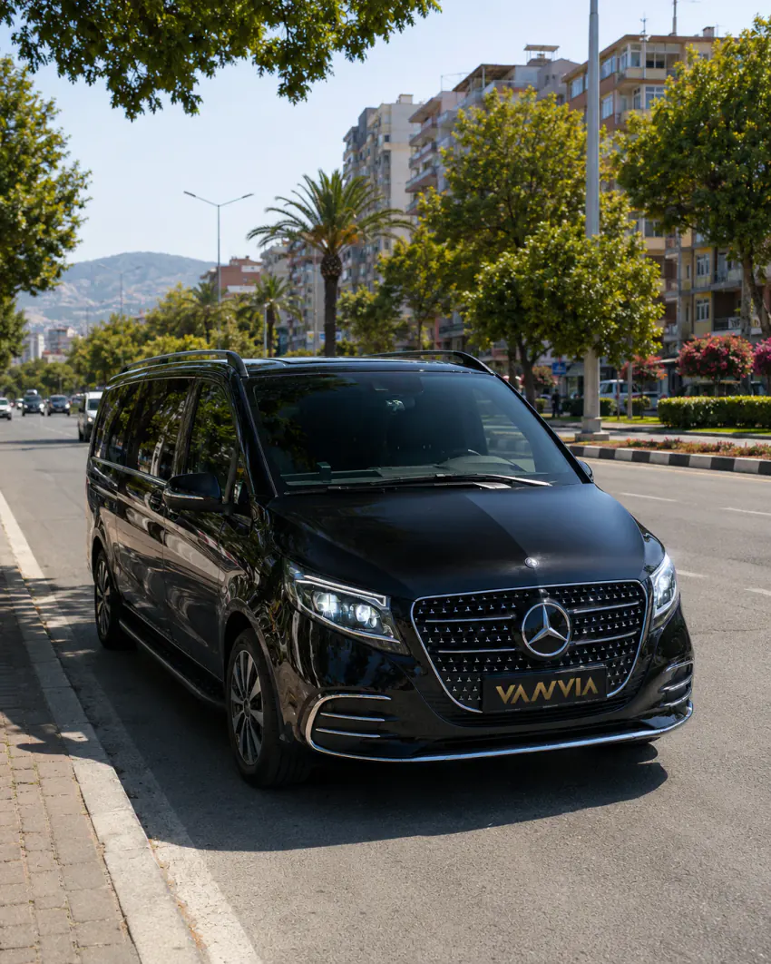 Mercedes-Benz Vito VIP driving along a city-centre street in Aydın