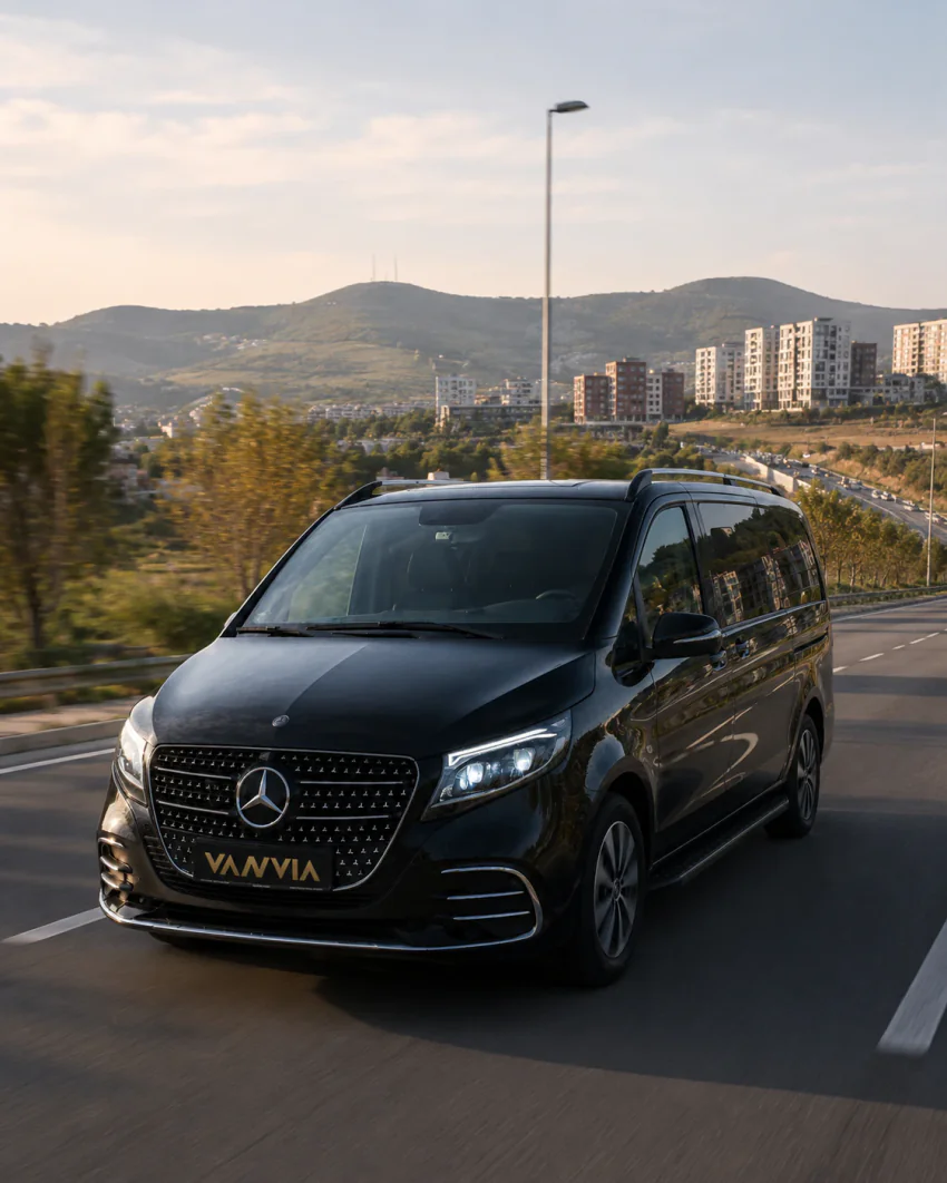 Mercedes-Benz Vito VIP driving north along the city ring road