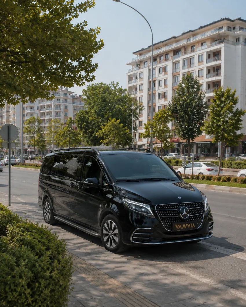Der Vito VIP wartet im Zentrum von Denizli